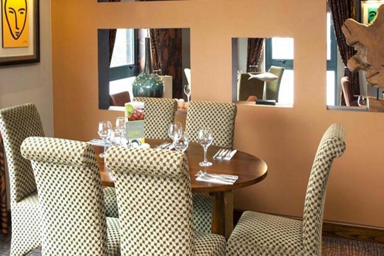 Premier Inn Camberley Dış mekan fotoğraf