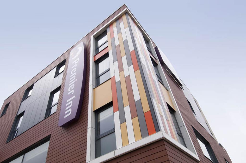 Premier Inn Camberley Dış mekan fotoğraf